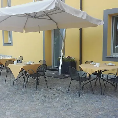 Corte Santa Libera 3*