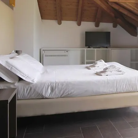 Szálloda Corte Santa Libera San Fedele Intelvi