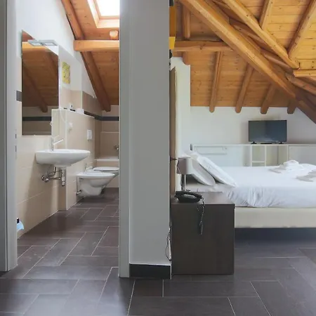 Corte Santa Libera San Fedele Intelvi