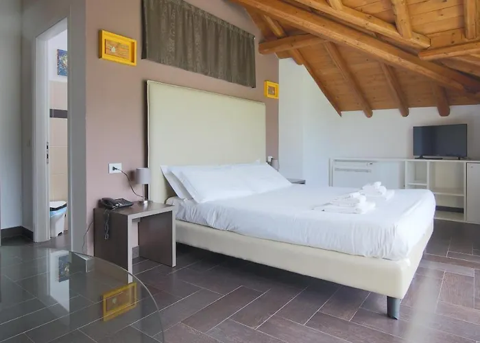 Corte Santa Libera San Fedele Intelvi