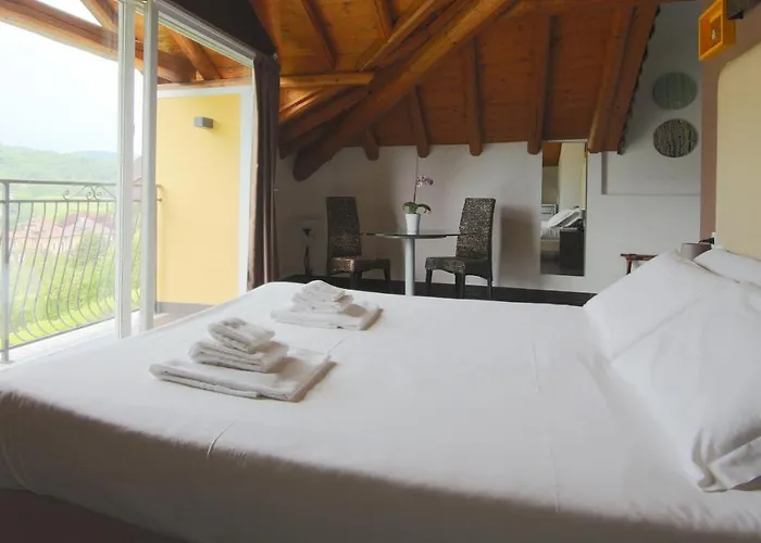 Corte Santa Libera 3* San Fedele Intelvi